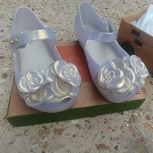 NEW⭐Mini Melissa flower pearly gold New in Box
